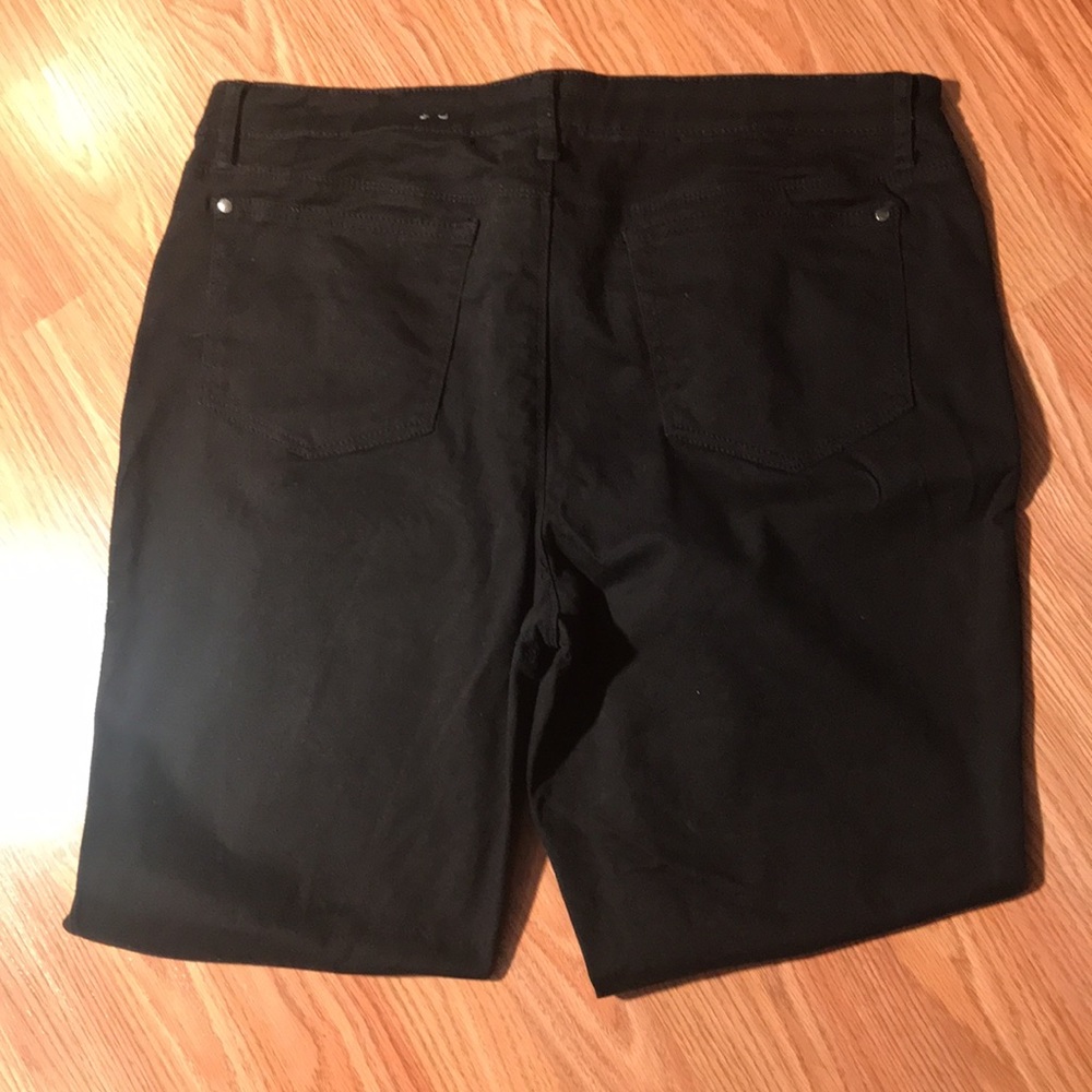Ladies pants - Picture 2 of 8